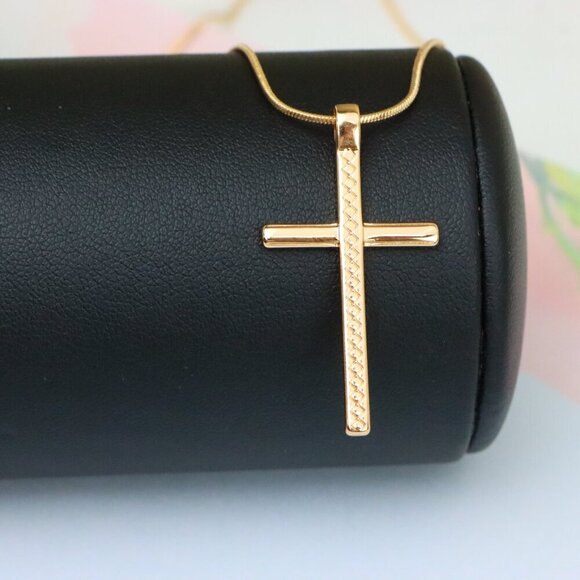 "Elegant Long Cross Rose Gold Pendant with Diamond Pattern Design, XPPT1601 - Picture 4 of 13